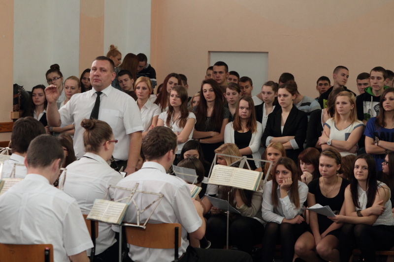 Apel z okazji 11 listopada r.szk. 2013/2014 autor: ZST Kolno, LO Kolno, LP Kolno 