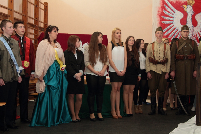 Apel z okazji 11 listopada r.szk. 2013/2014 autor: ZST Kolno, LO Kolno, LP Kolno 