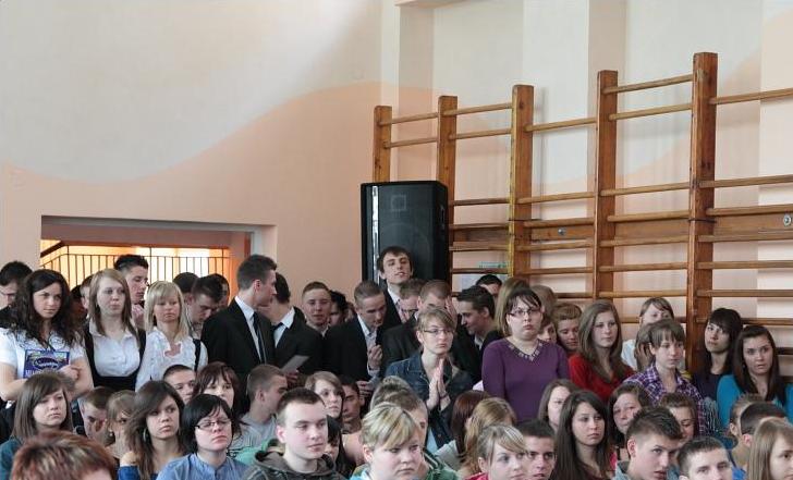Po�egnanie klas maturalnych oraz uroczysto�� 3 maja w ZST w Kolnie rok szkolny 2009/2010
 autor: ZST Kolno, LO Kolno, LP Kolno 