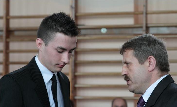 Po�egnanie klas maturalnych oraz uroczysto�� 3 maja w ZST w Kolnie rok szkolny 2009/2010
 autor: ZST Kolno, LO Kolno, LP Kolno 