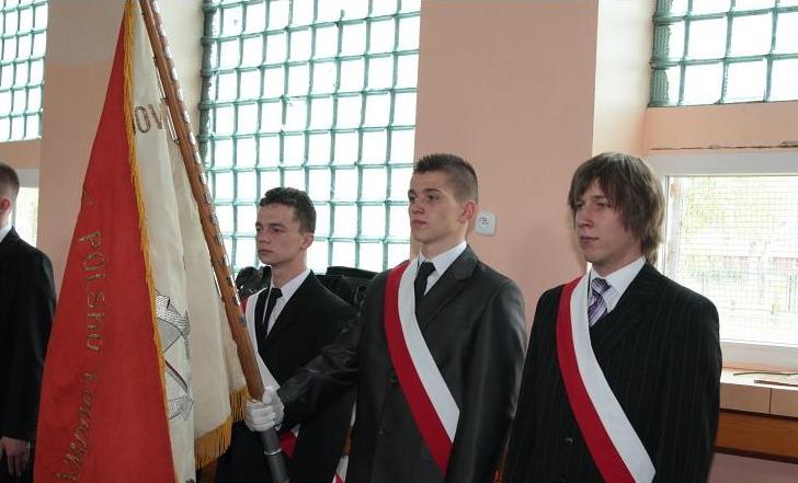 Po�egnanie klas maturalnych oraz uroczysto�� 3 maja w ZST w Kolnie rok szkolny 2009/2010
 autor: ZST Kolno, LO Kolno, LP Kolno 
