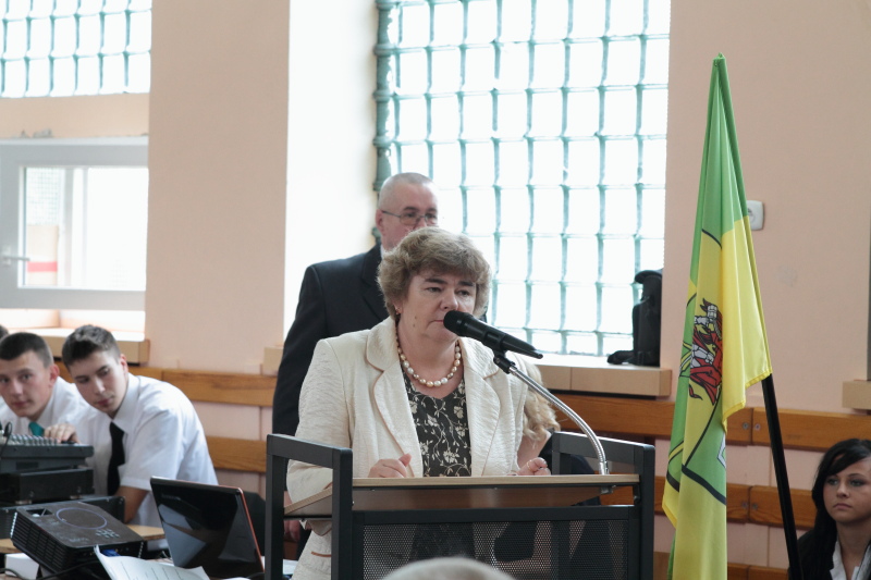 Wmurowanie kamienia w�gielnego w ZST autor: ZST Kolno, LO Kolno, LP Kolno 