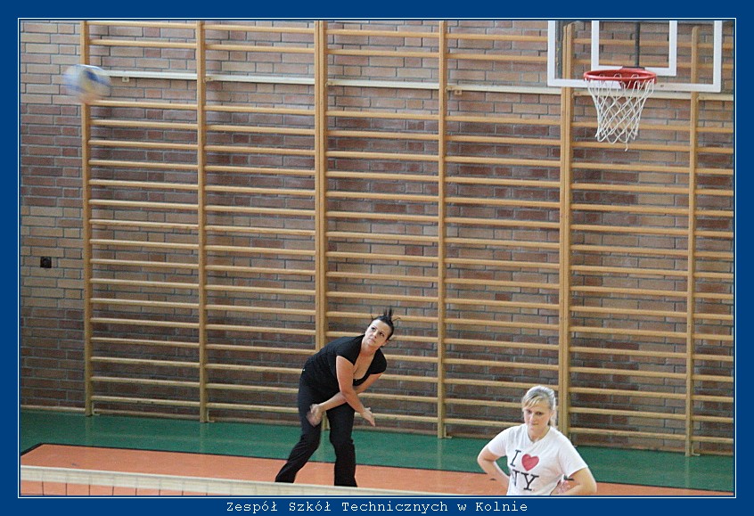 Mecz siatk�wki ZST Kolno kontra LO 'Mickiewicz' -Kolno 2010r. autor: ZST Kolno, LO Kolno, LP Kolno 