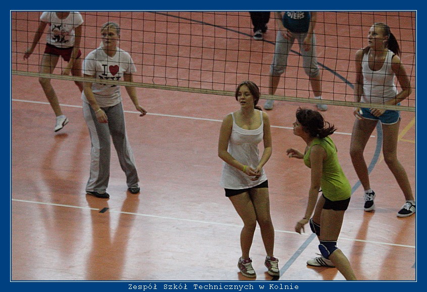 Mecz siatk�wki ZST Kolno kontra LO 'Mickiewicz' -Kolno 2010r. autor: ZST Kolno, LO Kolno, LP Kolno 