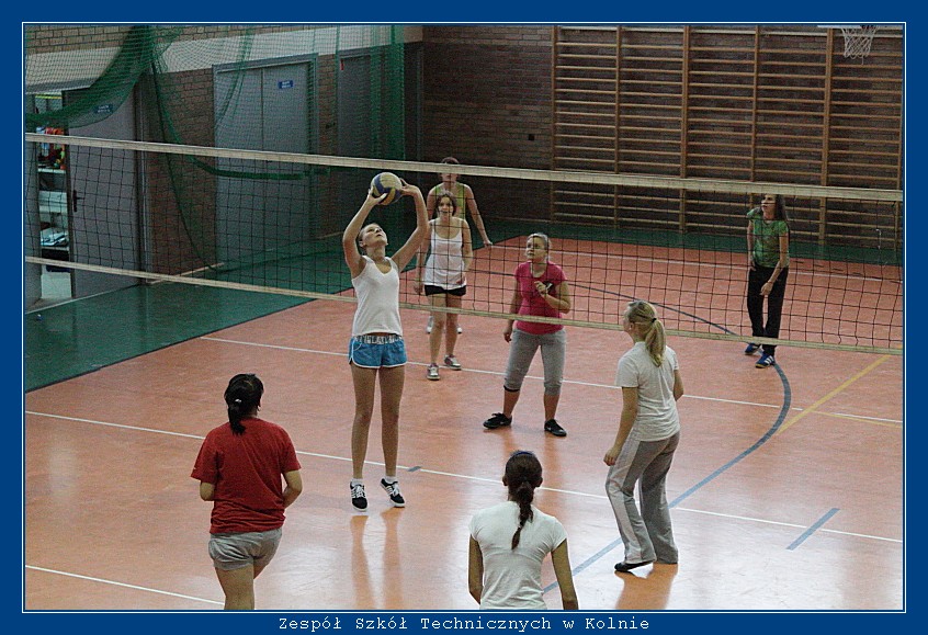 Mecz siatk�wki ZST Kolno kontra LO 'Mickiewicz' -Kolno 2010r. autor: ZST Kolno, LO Kolno, LP Kolno 