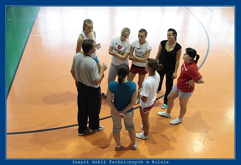 Mecz siatk�wki ZST Kolno kontra LO 'Mickiewicz' -Kolno 2010r. autor: ZST Kolno, LO Kolno, LP Kolno 