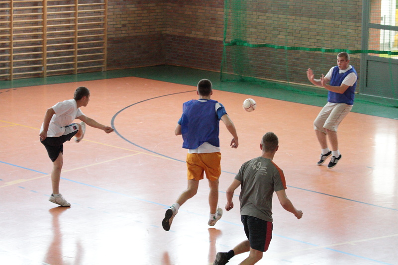 Pi�ka halowa - zawody ZST
 autor: ZST Kolno, LO Kolno, LP Kolno 