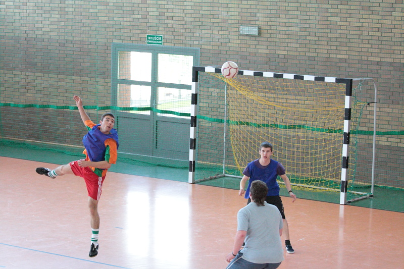 Pi�ka halowa - zawody ZST
 autor: ZST Kolno, LO Kolno, LP Kolno 