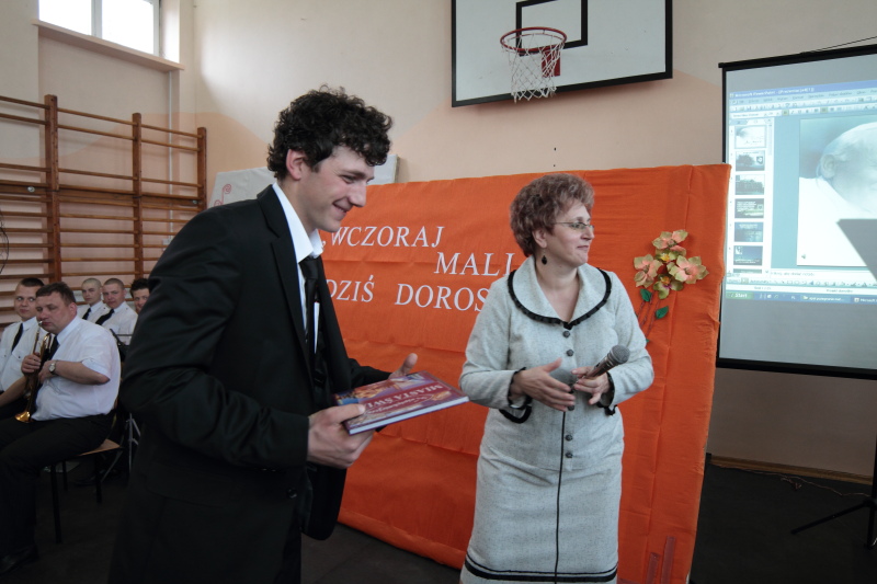 Po�egnanie klas maturalnych w ZST Kolno 2011r autor: ZST Kolno, LO Kolno, LP Kolno 