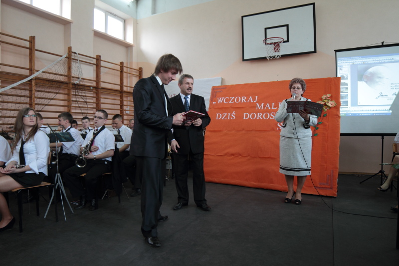 Po�egnanie klas maturalnych w ZST Kolno 2011r autor: ZST Kolno, LO Kolno, LP Kolno 