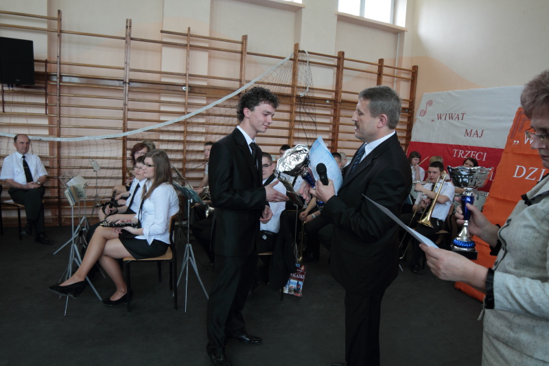 Po�egnanie klas maturalnych w ZST Kolno 2011r autor: ZST Kolno, LO Kolno, LP Kolno 