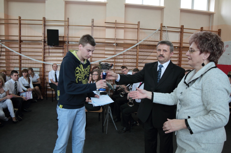 Po�egnanie klas maturalnych w ZST Kolno 2011r autor: ZST Kolno, LO Kolno, LP Kolno 