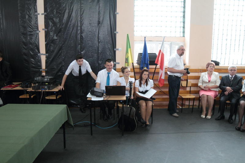 Rozpocz�cie roku szkolnego 2011/2012 autor: ZST Kolno, LO Kolno, LP Kolno 