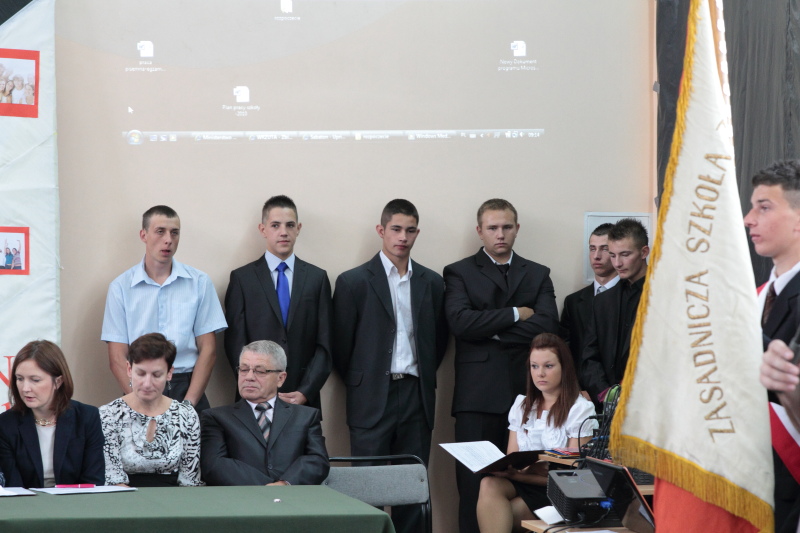 Rozpocz�cie roku szkolnego 2011/2012 autor: ZST Kolno, LO Kolno, LP Kolno 