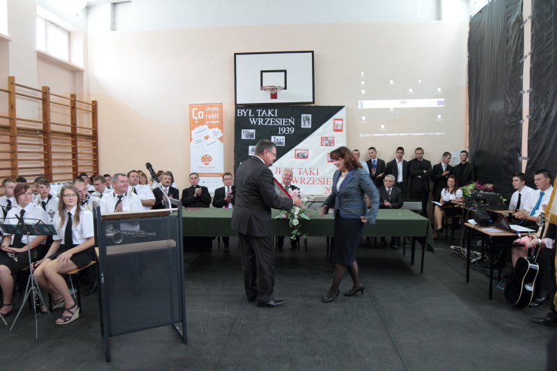 Rozpocz�cie roku szkolnego 2011/2012 autor: ZST Kolno, LO Kolno, LP Kolno 