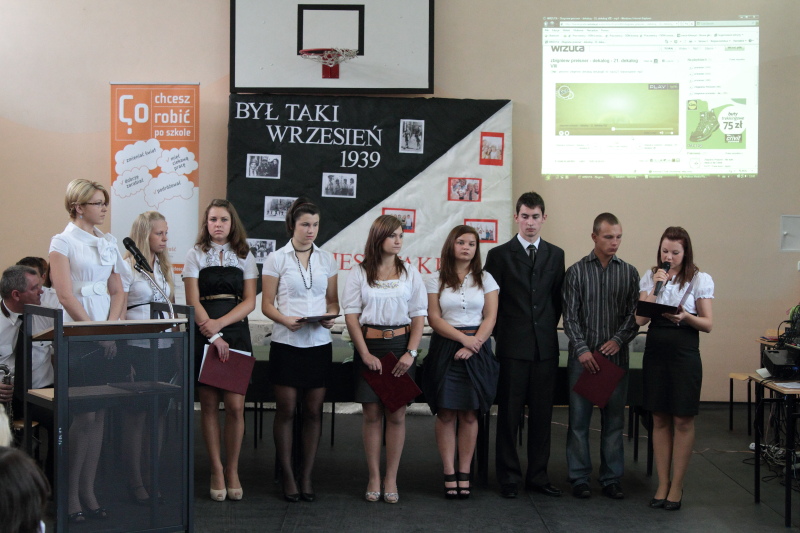 Rozpocz�cie roku szkolnego 2011/2012 autor: ZST Kolno, LO Kolno, LP Kolno 