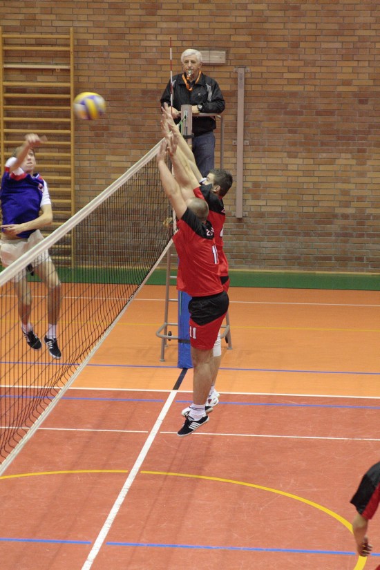 III Edycja Powiatowych Rozgrywek Pi�ki Siatkowej mecz ZST Kolno - LO Kolno(Mickiewicz) 2008r.
 autor: ZST Kolno, LO Kolno, LP Kolno 