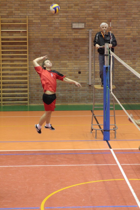 III Edycja Powiatowych Rozgrywek Pi�ki Siatkowej mecz ZST Kolno - LO Kolno(Mickiewicz) 2008r.
 autor: ZST Kolno, LO Kolno, LP Kolno 