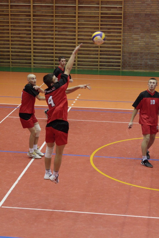 III Edycja Powiatowych Rozgrywek Pi�ki Siatkowej mecz ZST Kolno - LO Kolno(Mickiewicz) 2008r.
 autor: ZST Kolno, LO Kolno, LP Kolno 