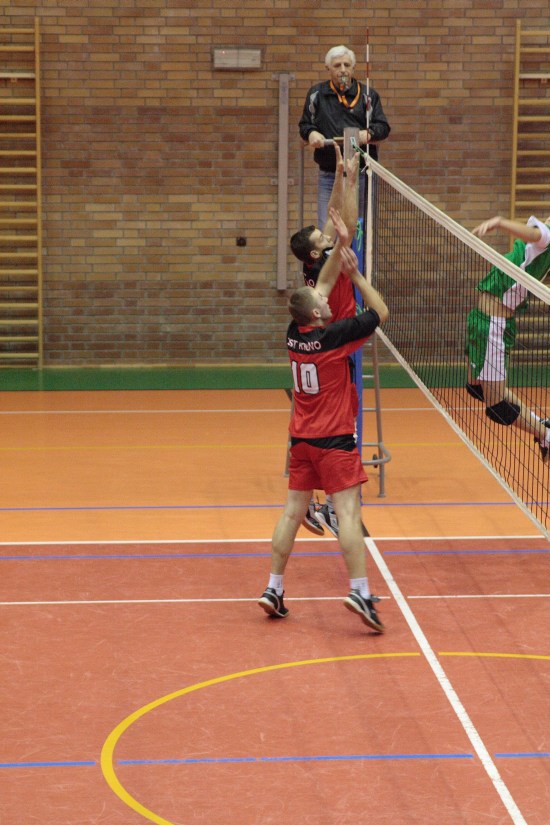 III Edycja Powiatowych Rozgrywek Pi�ki Siatkowej mecz ZST Kolno - Ma�y P�ock 2008r.
 autor: ZST Kolno, LO Kolno, LP Kolno 