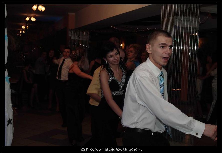 Studni�wka w ZST w Kolnie 2010 r.

 autor: ZST Kolno, LO Kolno, LP Kolno 