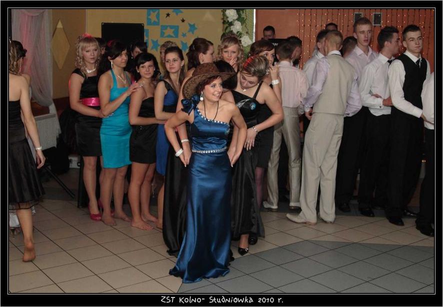 Studni�wka w ZST w Kolnie 2010 r.

 autor: ZST Kolno, LO Kolno, LP Kolno 