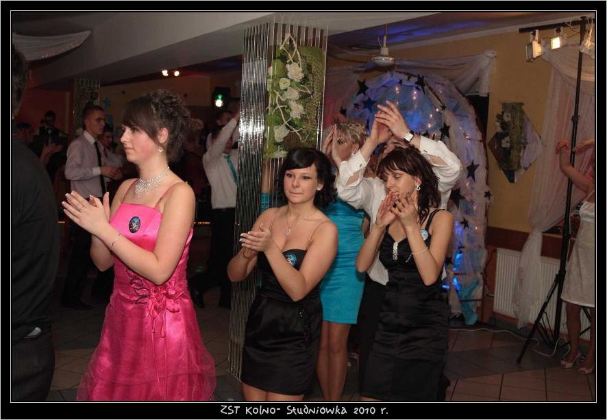 Studni�wka w ZST w Kolnie 2010 r.

 autor: ZST Kolno, LO Kolno, LP Kolno 