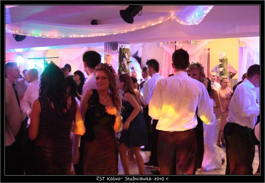 Studni�wka w ZST w Kolnie 2010 r.

 autor: ZST Kolno, LO Kolno, LP Kolno 