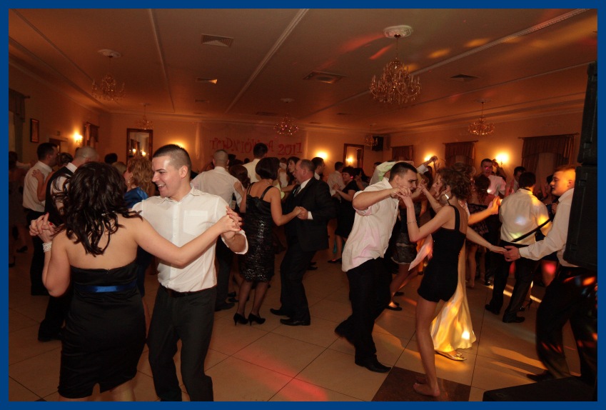 Studni�wka Zespo�u Szk� Technicznych w Kolnie 2011r.
 autor: ZST Kolno, LO Kolno, LP Kolno 