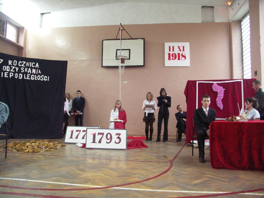 ZST Kolno- �wi�to Niepodleg�o�ci 2005
 autor: ZST Kolno, LO Kolno, LP Kolno 