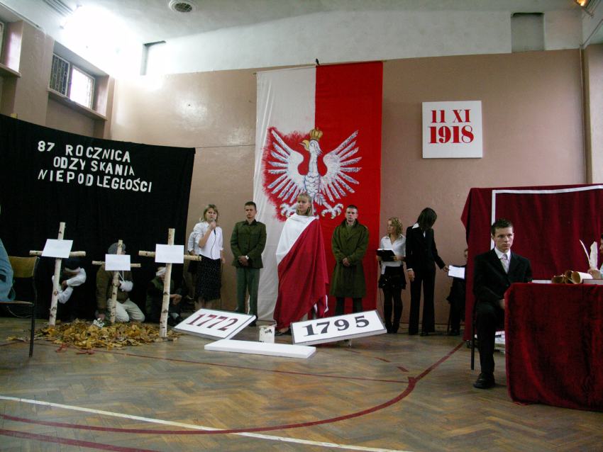 ZST Kolno- �wi�to Niepodleg�o�ci 2005
 autor: ZST Kolno, LO Kolno, LP Kolno 