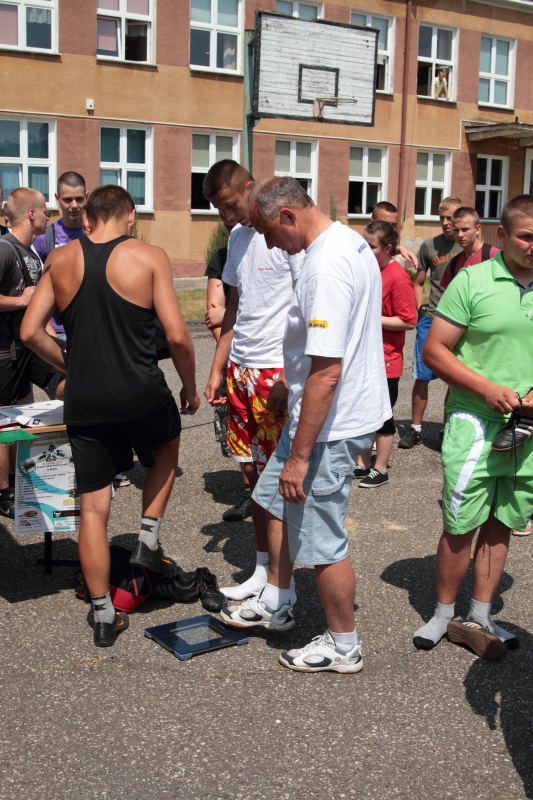 III Mi�dzyszkolne Mistrzostwa w Wyciskaniu Sztangi Le��c autor: ZST Kolno, LO Kolno, LP Kolno 