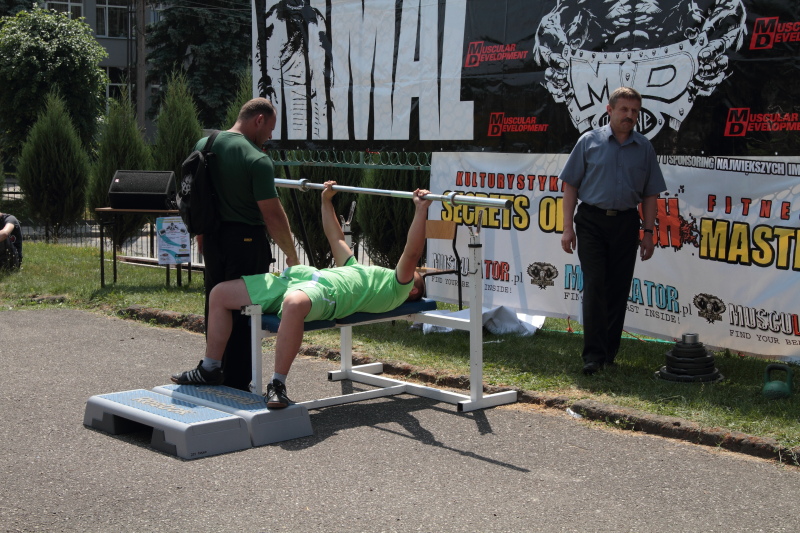 III Mi�dzyszkolne Mistrzostwa w Wyciskaniu Sztangi Le��c autor: ZST Kolno, LO Kolno, LP Kolno 