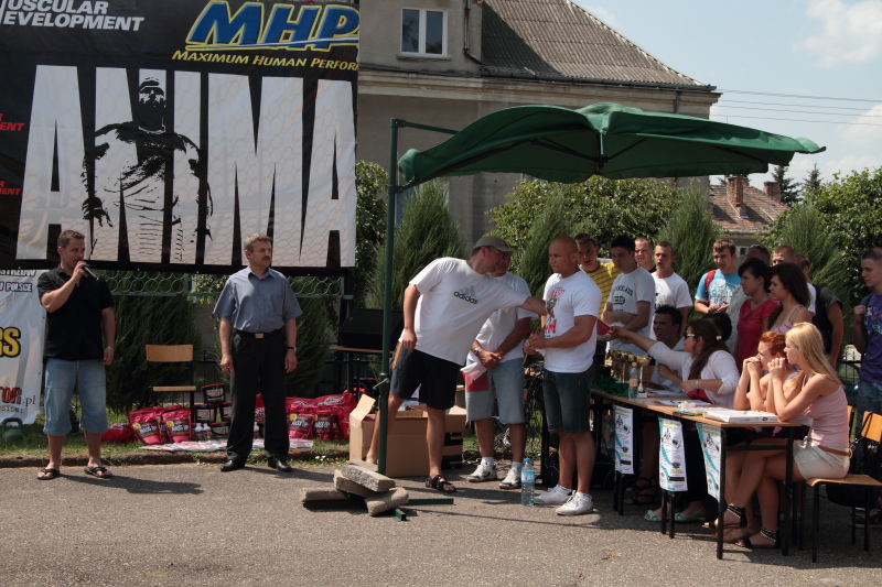 III Mi�dzyszkolne Mistrzostwa w Wyciskaniu Sztangi Le��c autor: ZST Kolno, LO Kolno, LP Kolno 