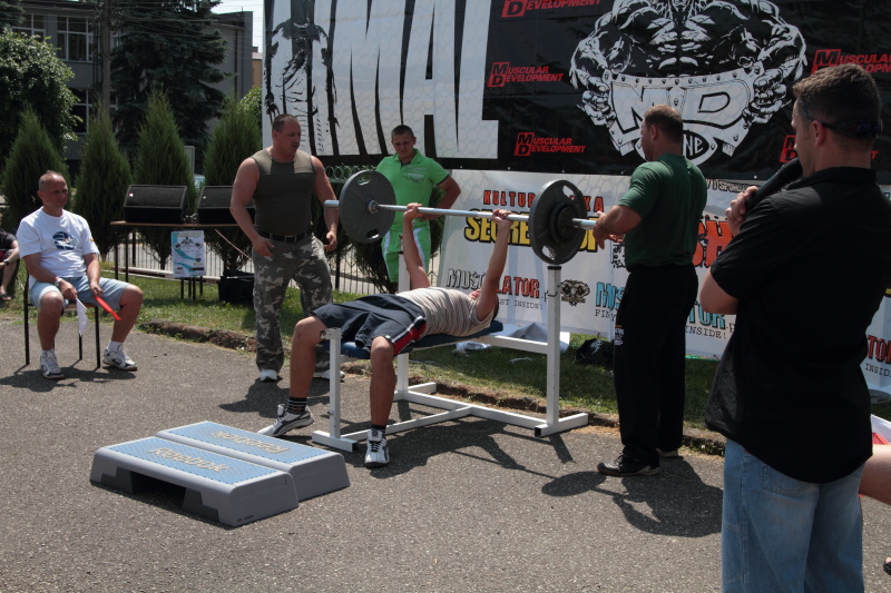 III Mi�dzyszkolne Mistrzostwa w Wyciskaniu Sztangi Le��c autor: ZST Kolno, LO Kolno, LP Kolno 