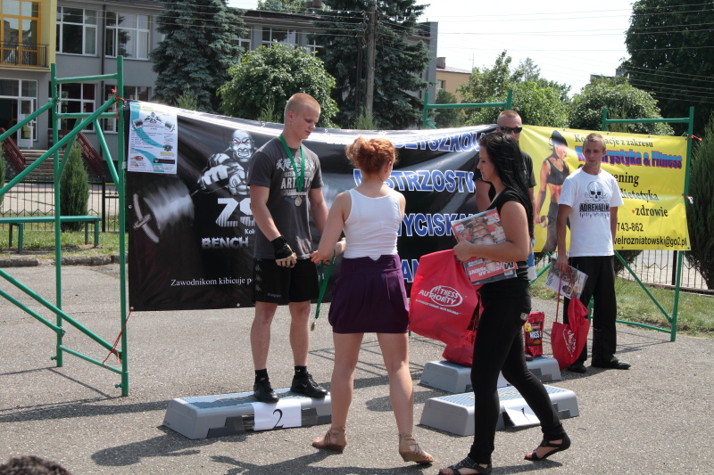 III Mi�dzyszkolne Mistrzostwa w Wyciskaniu Sztangi Le��c autor: ZST Kolno, LO Kolno, LP Kolno 