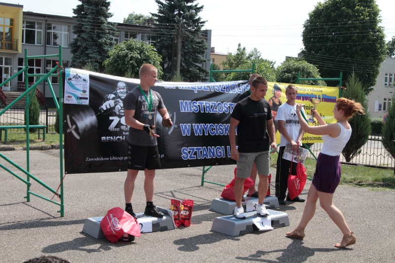 III Mi�dzyszkolne Mistrzostwa w Wyciskaniu Sztangi Le��c autor: ZST Kolno, LO Kolno, LP Kolno 