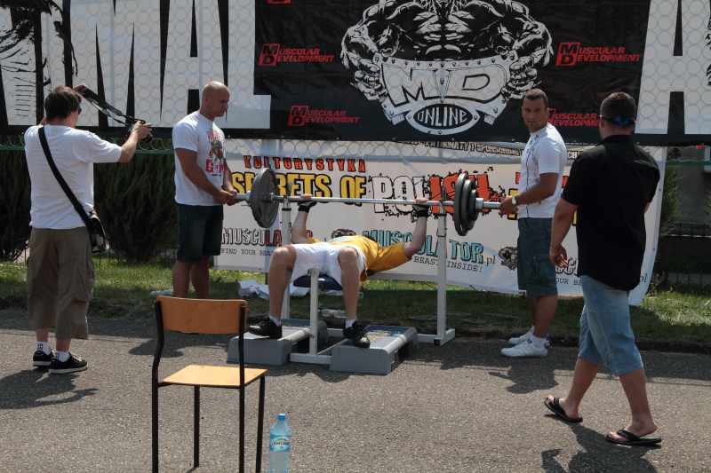 III Mi�dzyszkolne Mistrzostwa w Wyciskaniu Sztangi Le��c autor: ZST Kolno, LO Kolno, LP Kolno 