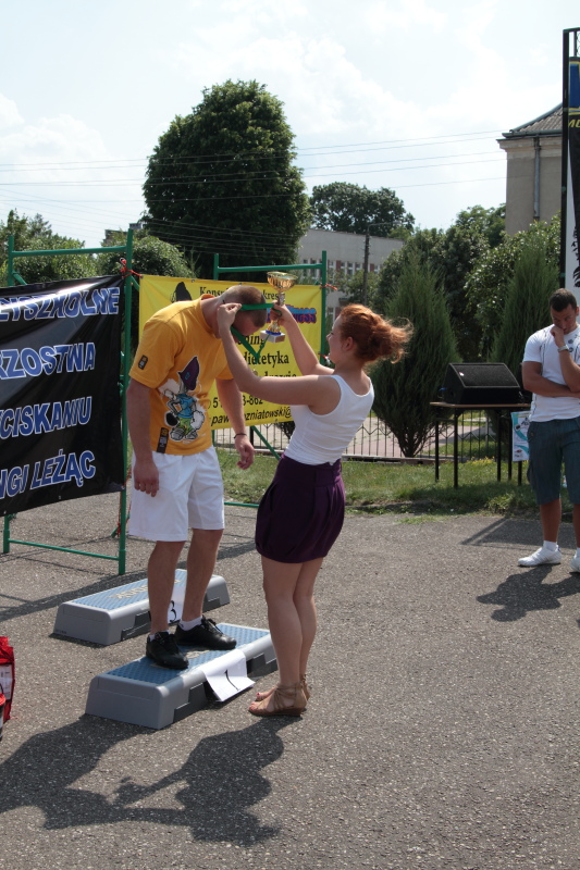 III Mi�dzyszkolne Mistrzostwa w Wyciskaniu Sztangi Le��c autor: ZST Kolno, LO Kolno, LP Kolno 