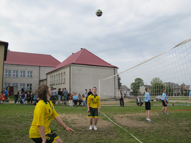 Zawody - pi�ka siatkowa Zabiele
 autor: ZST Kolno, LO Kolno, LP Kolno 