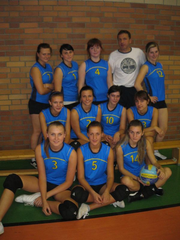 Zdj�cia z meczy:
Mecz ZST Kolno- ZS Szczuczyn;  
Mecz ZST Kolno- ZSMiO nr 5 �om�a autor: ZST Kolno, LO Kolno, LP Kolno 